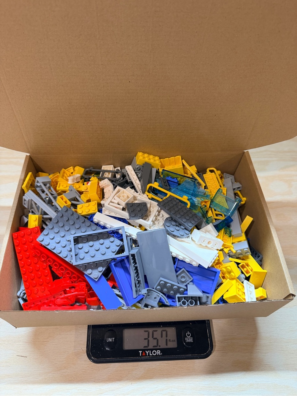 LEGO Bulk Lot Genuine LEGO Building Parts Windows Construction Pieces 2 lbs